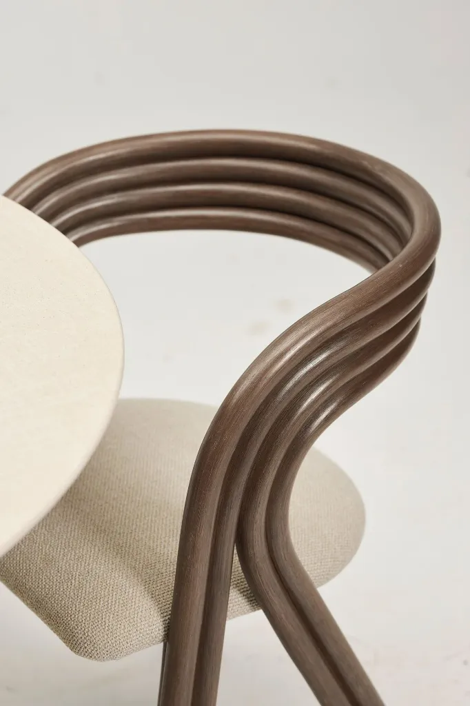 Vincent Sheppard_Arc dining chair_A3.webp
